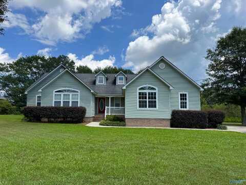 84 Creekside Drive, Albertville, AL 35950