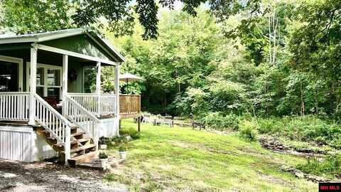 9154 HWY 62 WEST, Yellville, AR 72687