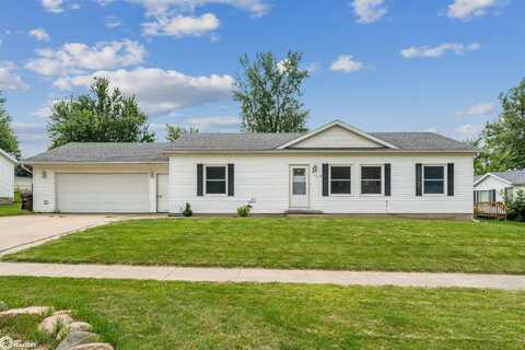 906 Prairie Lane, Marshalltown, IA 50158