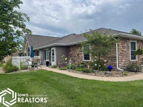 1605 E Greenwood Lane, Mount Pleasant, IA 52641