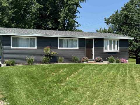 400 Drury Lane, Le Grand, IA 50142