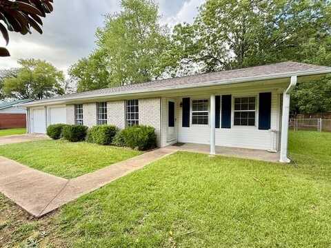 1204 Beauregard St., Tupelo, MS 38801