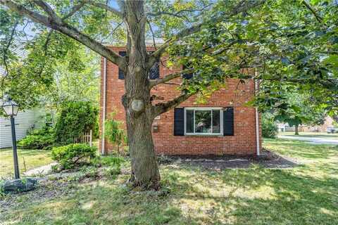 21530 Bruce Avenue, Euclid, OH 44123