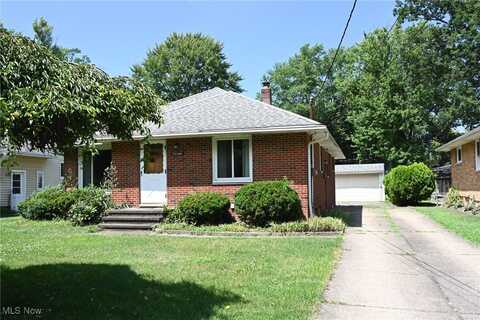 24206 Beech Lane, North Olmsted, OH 44070