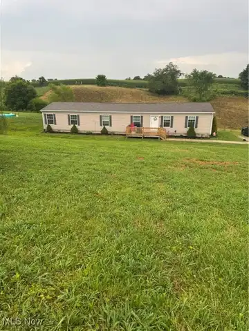 4150 Watertown Road, Waterford, OH 45786