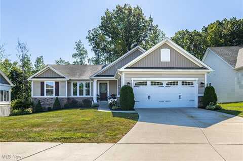 820 Sunrise Circle, Aurora, OH 44202