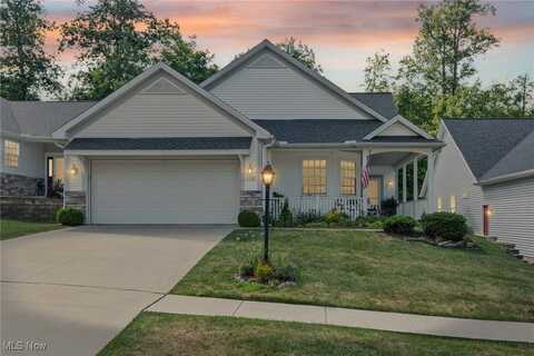 18322 Crystal Lakes Drive, North Royalton, OH 44133