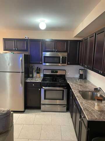 106 El Camino Loop, Staten Island, NY 10309