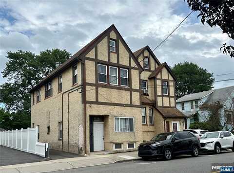 54 Stuyvesant Avenue, Lyndhurst, NJ 07071