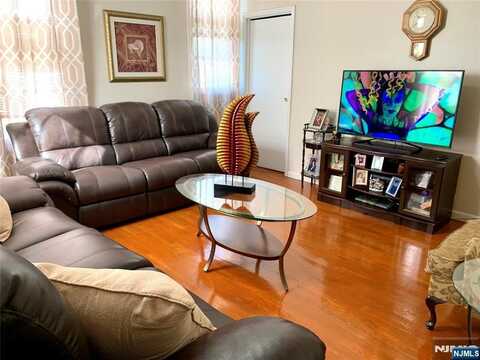 75 Bleecker Street 1, Jersey City, NJ 07307