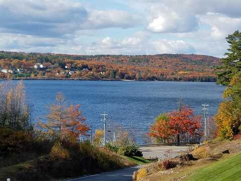 20 Shane Way, Laconia, NH 03246