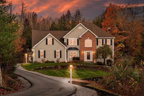 16 Spartan Drive, Bedford, NH 03110
