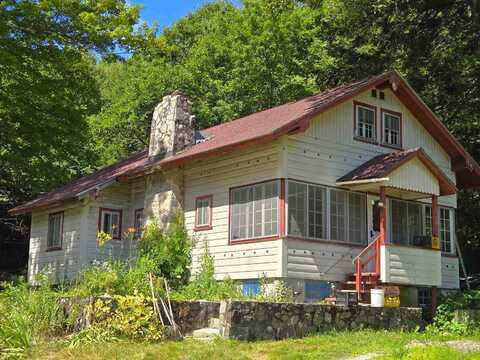 5704 Coolidge Highway, Guilford, VT 05301
