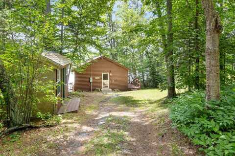 53 Montgomery Road, Stark, NH 03582
