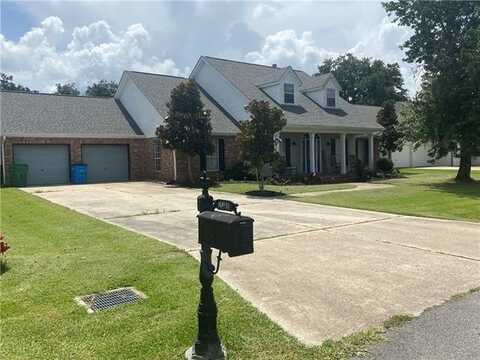 239 BEAUPRE Drive, Luling, LA 70070