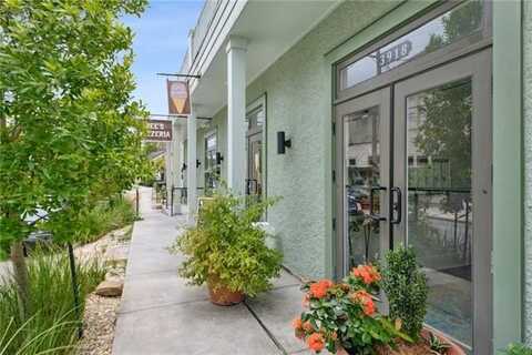 3918 BARONNE Street, New Orleans, LA 70115