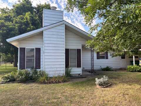602 Howard Street, Olney, TX 76374