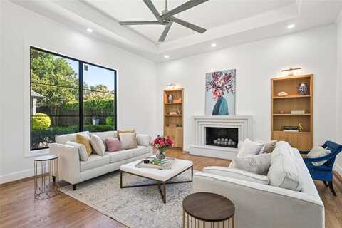 5705 Bent Oak Place, Dallas, TX 75248