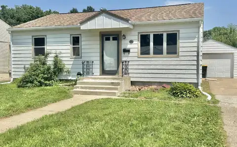4124 Adams, Sioux City, IA 51108