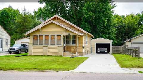 3516 FLOYD BLVD., Sioux City, IA 51108