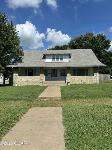 501 Willow Street, Coffeyville, KS 67337