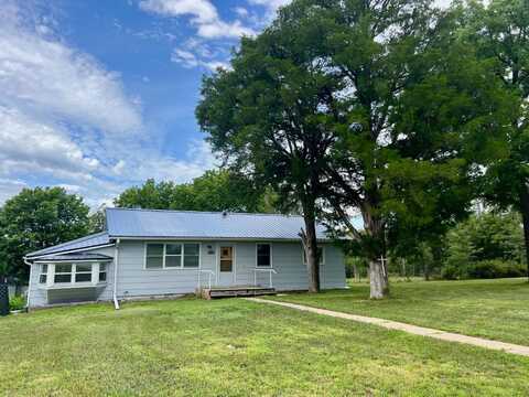 721 S East St, Mankato, KS 66956