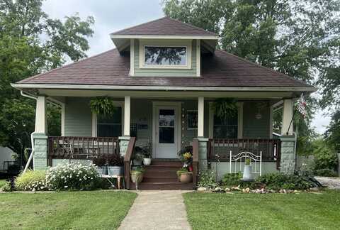 218 N Silver St, Lamoni, IA 50140