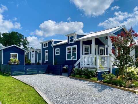 49 Skipping Stone Lane, Flat Rock, NC 28731