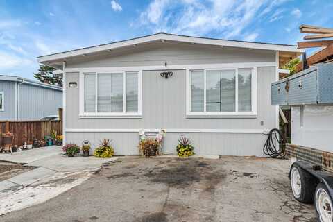 113 Retiro Ln, Moss Beach, CA 94038