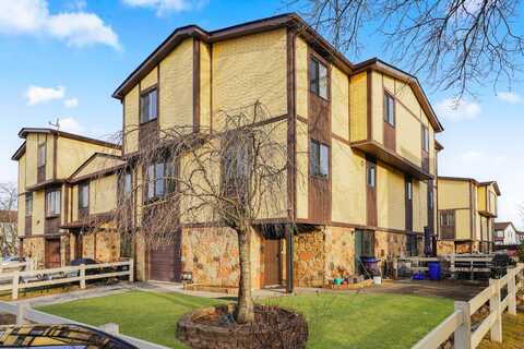 17 Parkview Loop, Staten Island, NY 10314