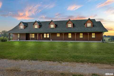 660 GARFIELD Road, West Branch, IA 52358