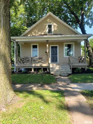 212 44TH Street, Moline, IL 61265