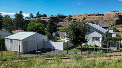 311 E Cooper St, Colfax, WA 99111