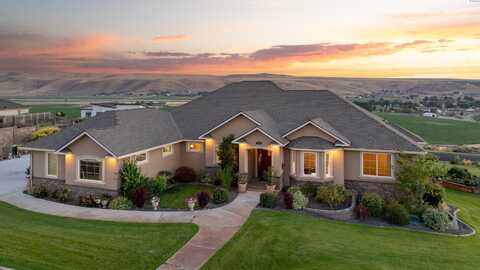 1605 S 717 PR SE, Kennewick, WA 99338