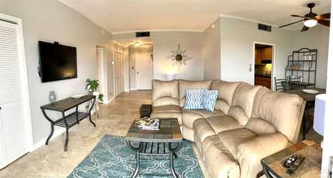 825 Bayshore Dr, Pensacola, FL 32507