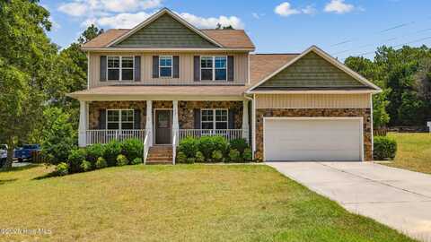 110 Queens Cove Way, Whispering Pines, NC 28327