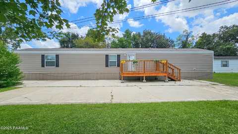 606 Parkway Drive, Breaux Bridge, LA 70517