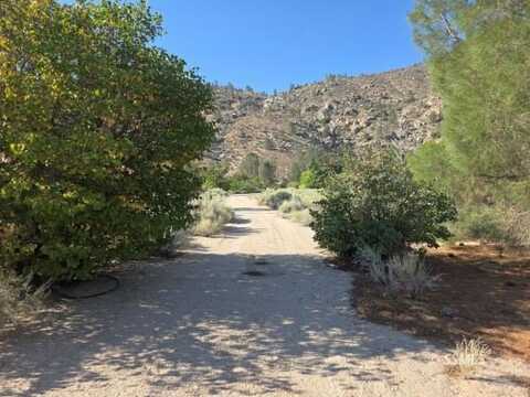 10375 Los Pinos RD, Onyx, CA 93255