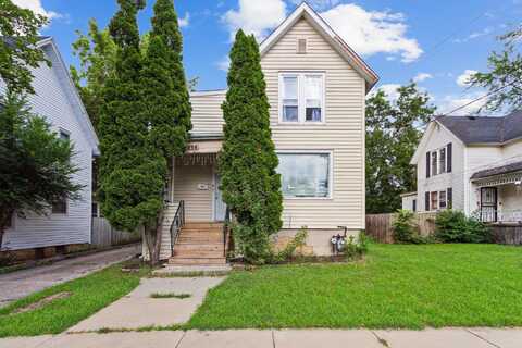 914 Garfield, BELVIDERE, IL 61008