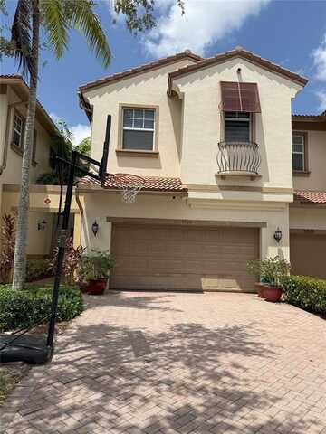 5926 NW 117th Dr, Coral Springs, FL 33076