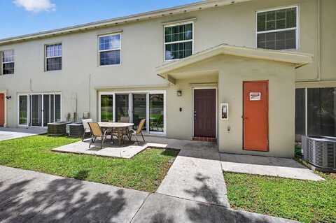 5850 NW 57th Ave, Tamarac, FL 33319