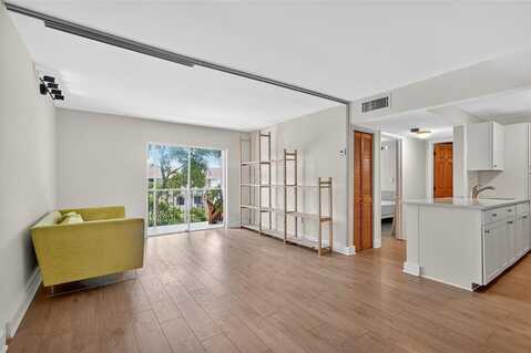 8950 NE 8th Ave, Miami, FL 33138