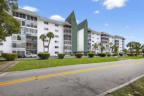 4751 NW 21st St, Lauderhill, FL 33313