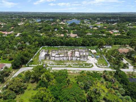 7130 NW 81st Ter, Parkland, FL 33067