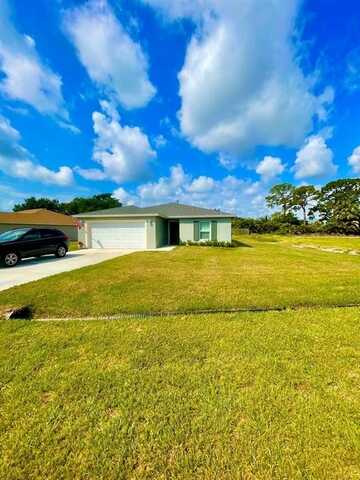 718 NE Perch Ln, Port Saint Lucie, FL 34983