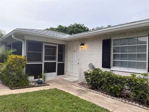 10122 40th Trl S, Boynton Beach, FL 33436