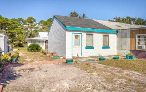 13-6 Parker Ave, Lanark Village, FL 32322