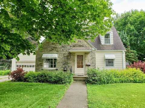 69 PEARL Street, CLINTONVILLE, WI 54929