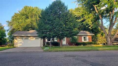 1213 Fox Run Drive, Chippewa Falls, WI 54729