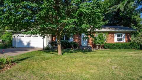 1213 Fox Run Drive, Chippewa Falls, WI 54729